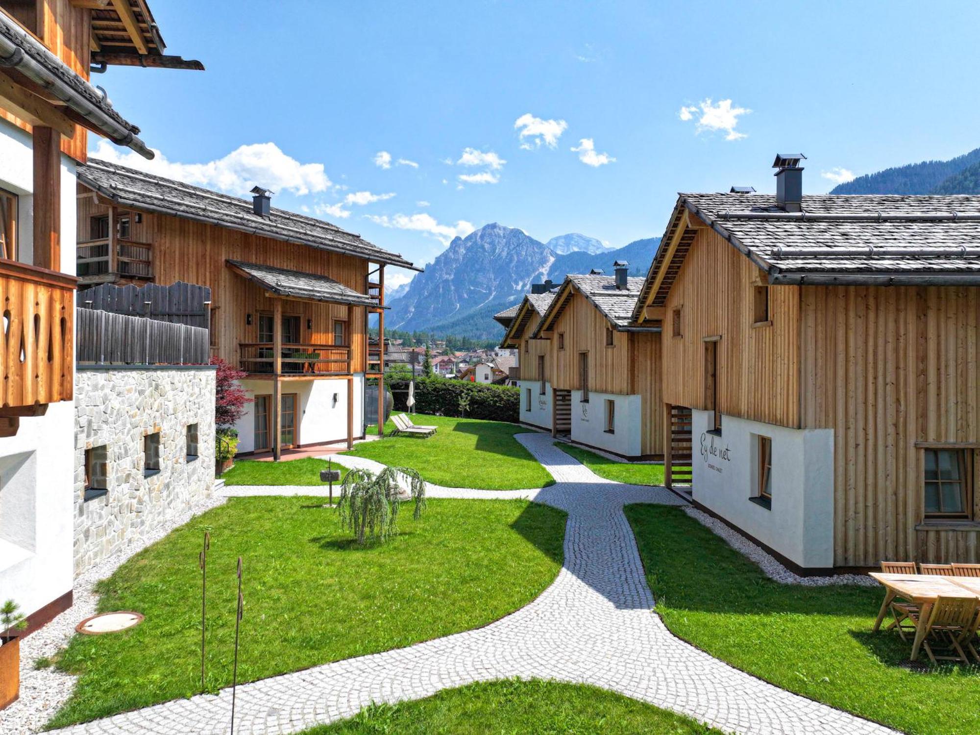 Liondes Chalets San Vigilio Di Marebbe Exterior photo
